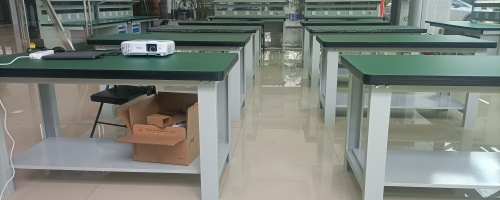 Panduan Memilih Lemari Penyimpanan Bengkel Berdasarkan Daftar Barang dan Beban Kerja